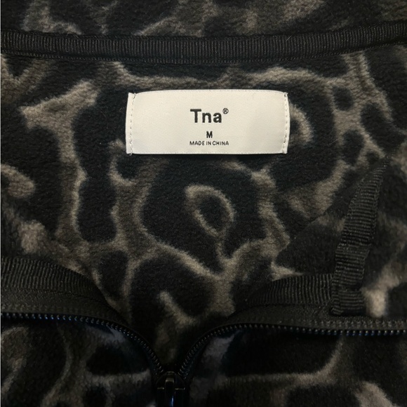 TNA Fleece Sweater - Picture 2 of 2